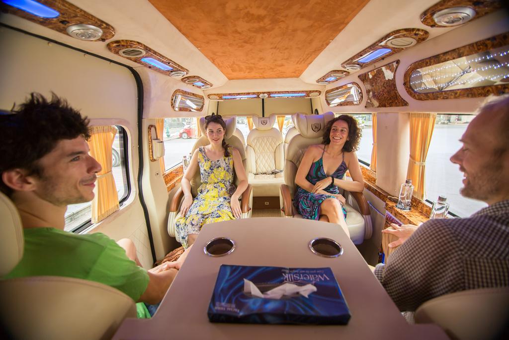 Dragon Legend Cruise Hotel Hạ Long Ngoại thất bức ảnh