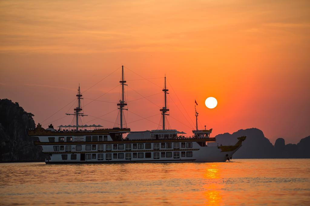Dragon Legend Cruise Hotel Hạ Long Ngoại thất bức ảnh