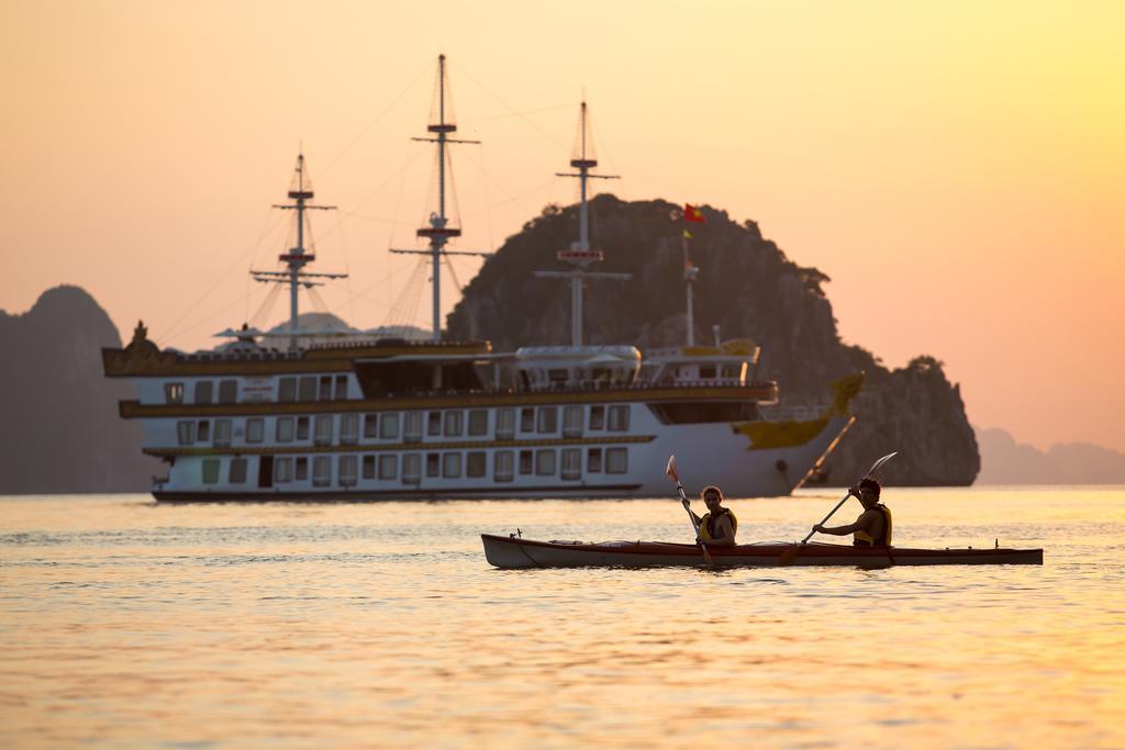 Dragon Legend Cruise Hotel Hạ Long Ngoại thất bức ảnh