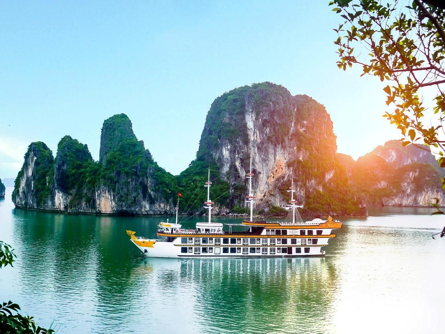 Dragon Legend Cruise Hotel Hạ Long Ngoại thất bức ảnh