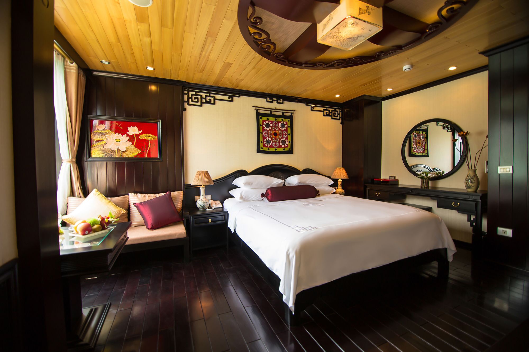 Dragon Legend Cruise Hotel Hạ Long Ngoại thất bức ảnh