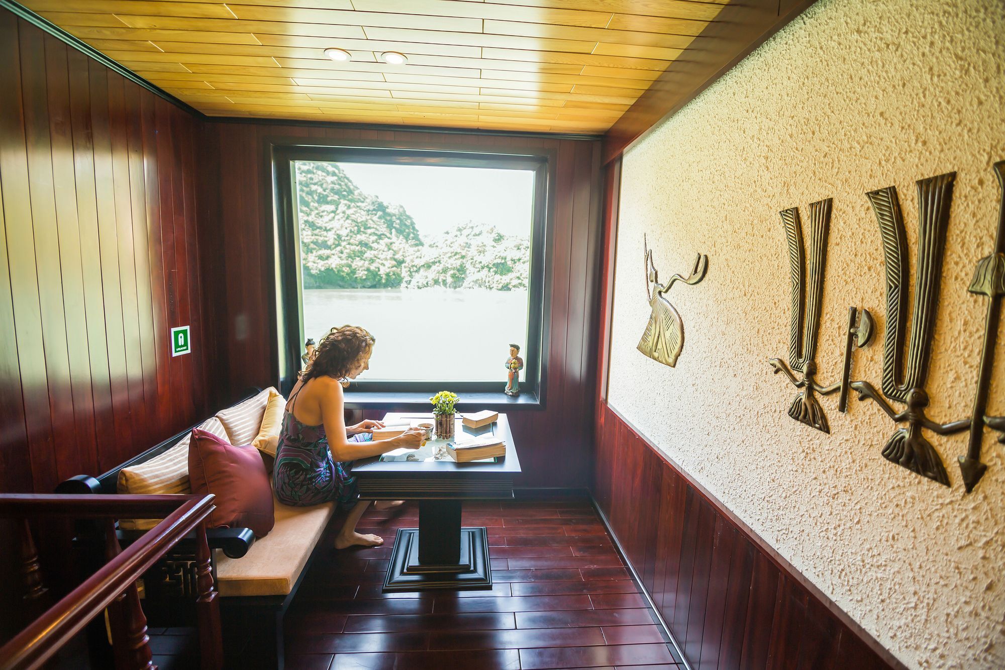 Dragon Legend Cruise Hotel Hạ Long Ngoại thất bức ảnh